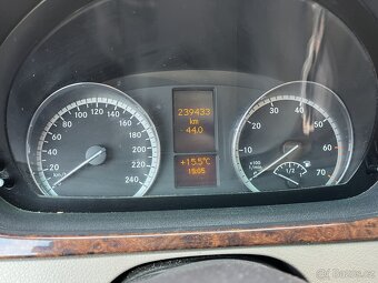 Mercedes Benz Viano AT 3.5 V6 benzín+lpg 7 míst - 18