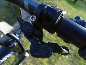 Lehký hliníkový hardtail RB CR 29, jako nové. Velikost L. - 18