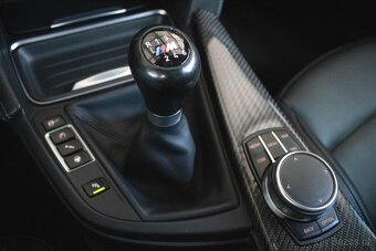 BMW M4 Coupé 540 koní MT6 2017 - 18