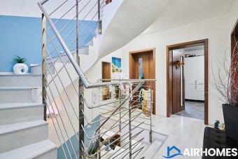 Prodej prostorného rodinného domu 147m2 - 18