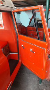 Chevrolet Suburban C10 Ambulance 350Cui V8 1970 BA95 / LPG - 18