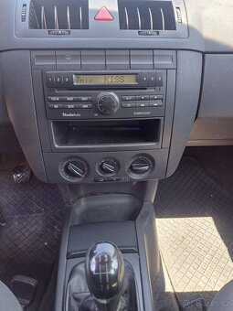Škoda Fabia 1.2i  40kw benzin r.2004 stk platná - 18