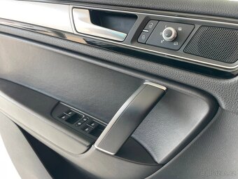 Volkswagen Touareg 3,0TDI V6 4Motion Kůže - 18