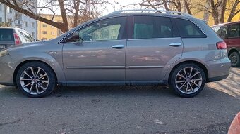 Fiat Croma 1.9 JTD 110kW automat - 18