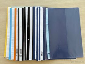 Mix kancelářských potřeb - složky, pořadače, plastové obálky - 18