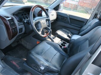 Mitsubishi Pajero V60 3.2 DI-D 4X4 118kW 7MÍST NEHAVAROVANÉ - 18