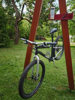 Woom 6 OFF Black 26" dětské kolo s teleskopickou sedlovkou - 18