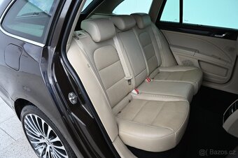 Škoda Superb 2.0TDI 125KW Laurin Klement 14 - 18