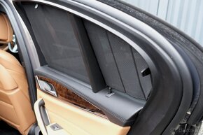 BMW M550i 340 kW,ČR,Webasto,Tažné,Masáže,2x kola,Ventilace - 18