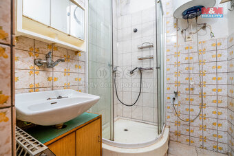 Prodej rodinného domu, 902 m², Stěžery, ul. Zelená - 18