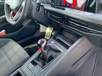 VW Golf VIII GTI 2.0 TSI 180 kW/Manuál/IQ Led/DPH/Záruka - 18