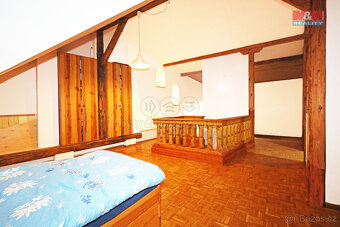 Prodej bytu 6+1, 147 m², Loket, ul. Kostelní - 18