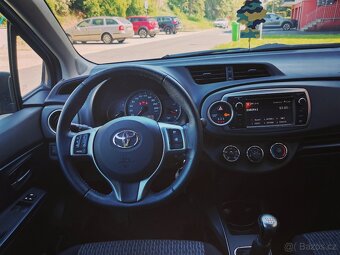 Toyota Yaris, 1.3 i JEN 99000 KM - 18