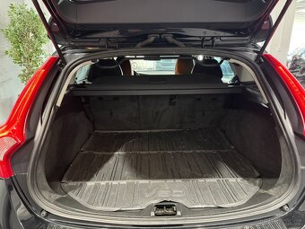 Volvo V60 2,4 D5 205HP 4X4 AUTOMAT - 18