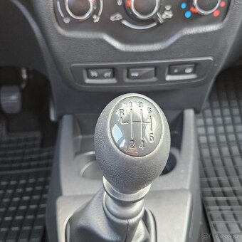 DACIA LODGY STEPWAY 7 MÍST - 18