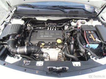 Opel Insignia, 1.4T LPG Sports Tourer SW - 18