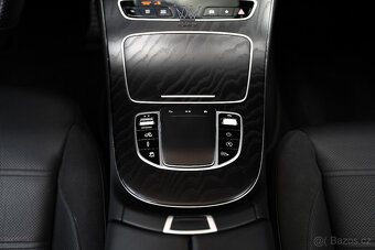 Mercedes-Benz E53 AMG Sedan 4Matic DPH - 18