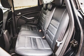 Ford Kuga 2.0 TDCi DPF Titanium 4WD PowerShift - 18