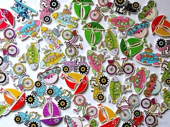 Dřevěné malované knoflíky různé druhy - nové - 18