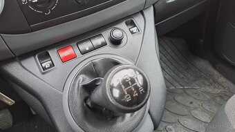 Citroën Berlingo 1.6 HDI klima ČR - 18