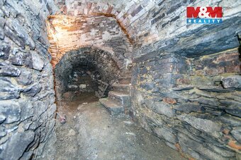 Prodej historického objektu, 247 m², Bor, ul. nám. Republiky - 18