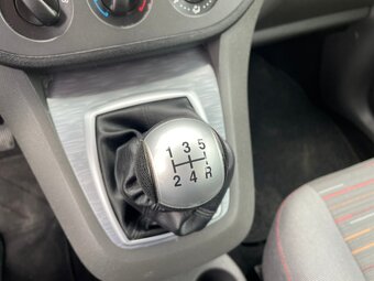 Ford C-MAX 2.0i 107kW - 18