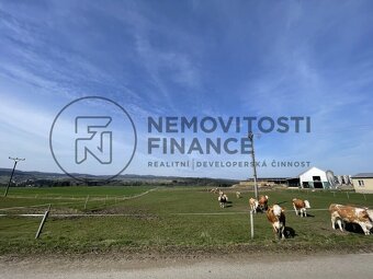 Prodej rodinného domu k rekonstrukci 225 m2, s pozemkem 510  - 18