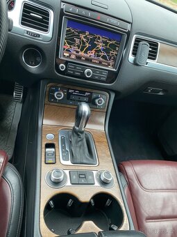 Predam VW Touareg 4.2 V8 TDi EXCLUSIVE - 18