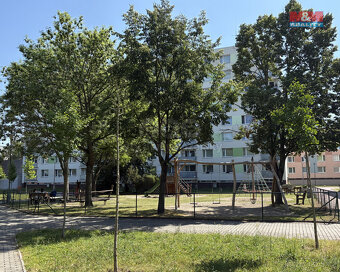 Prodej bytu 3+1, 86 m², Přelouč, ul. náměstí 17. listopadu - 18