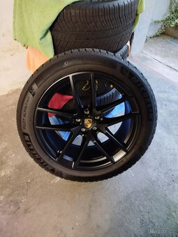 Zimní kola pro Porsche Macan II 20 palců originální disky Tu - 18