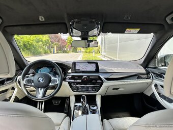BMW M550i, xDrive, 1.MAJITEL, ČR, 2017, 4.4 BiTurbo V8, DPH - 18