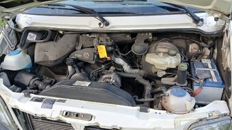 Vw LT 35 2.5 tdi rok 2005 dovoz naj 130 tis km - 18