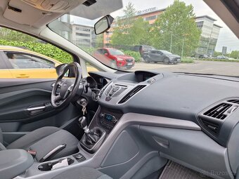 Ford Grand C-Max - 18