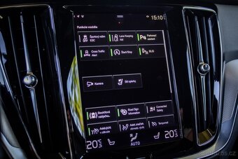 Volvo V60 B4 MildHybrid Momentum Pro AT8 - 18