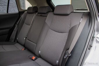 Toyota RAV4 2.5 e-CVT HEV odp.dph /AJ NA SPLÁTKY/ - 18