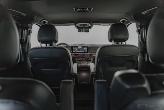 MERCEDES BENZ V300dL-4M-AMG-360-NezT-Tažné-R19 - 18