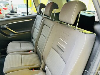 TOYOTA VERSO 1.6 D4D STYLE VYHŘEV SEDADEL - 18
