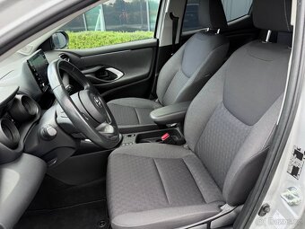Toyota Yaris Hybrid / 2021 / DPH - 18