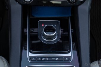 Jaguar F-Pace 2.0 I4 Prestige AWD A/T - 18