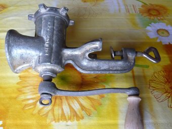 váhy mlýnek kráječ závaží - 18