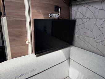 KNAUS SPORT 580 QS, 2019, 3tis km, FULL VÝBAVA - 18
