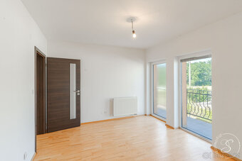 Prodej rodinného domu 5+kk, Číčovice, Praha-západ - 18