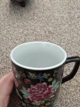 Nová sada z čínského porcelánu - vzor květin - 18