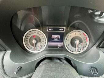 Mercedes Benz A 200  JEN  49.000 KM - 18