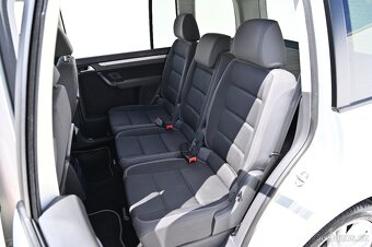 Volkswagen Touran 1.4TSI 103KW Freestyle 8/2009 - 18