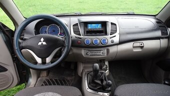 Mitsubishi L200 2,5DI-D Double cab, 2.majitel - 18