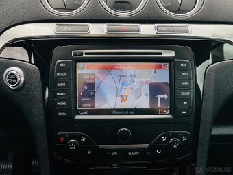 Ford S-MAX 2.0TDCI 120KW MANUÁL VÝHŘEV 7MÍST SENZORY PANORAM - 18
