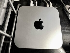 Apple Mac mini / M1 / 8GB / 256GB SSD / stříbrný + USB-C HUB - 18