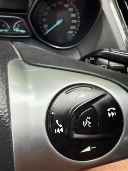 FORD KUGA 2.0TDCi TITANIUM - 18