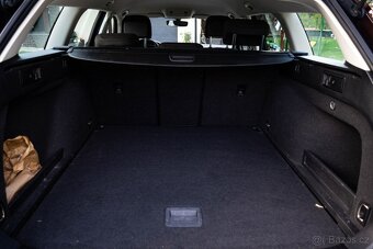 Volkswagen Passat Variant 2.0 TDI BMT Comfortline - 18